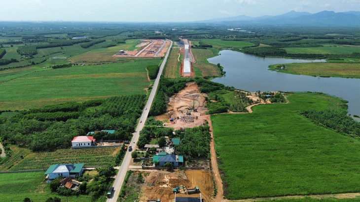 Chậm bàn giao mặt bằng cao tốc đến 4 lần, Quảng Bình nỗ lực 'gỡ vướng'- Ảnh 3.