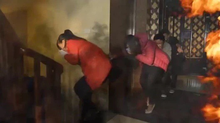 Những kỹ năng thoát hiểm khi có cháy cần biết- Ảnh 3.