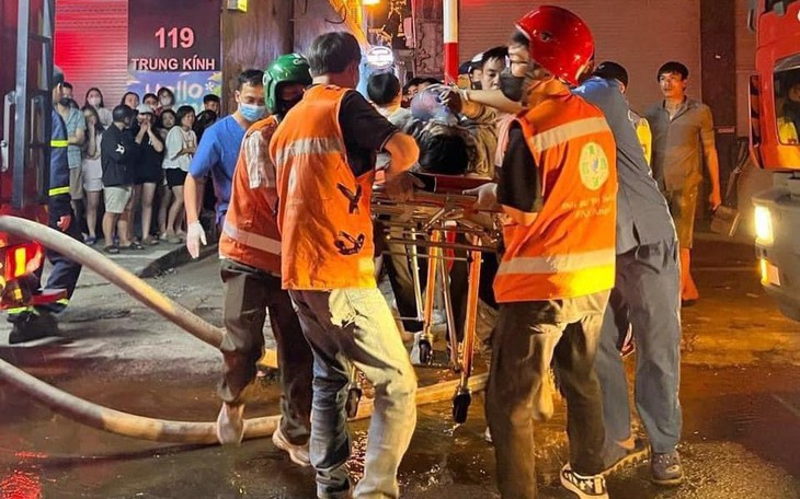 Từ vụ cháy nhà trọ khiến 14 người tử vong: Làm gì để sống sót khi có cháy?