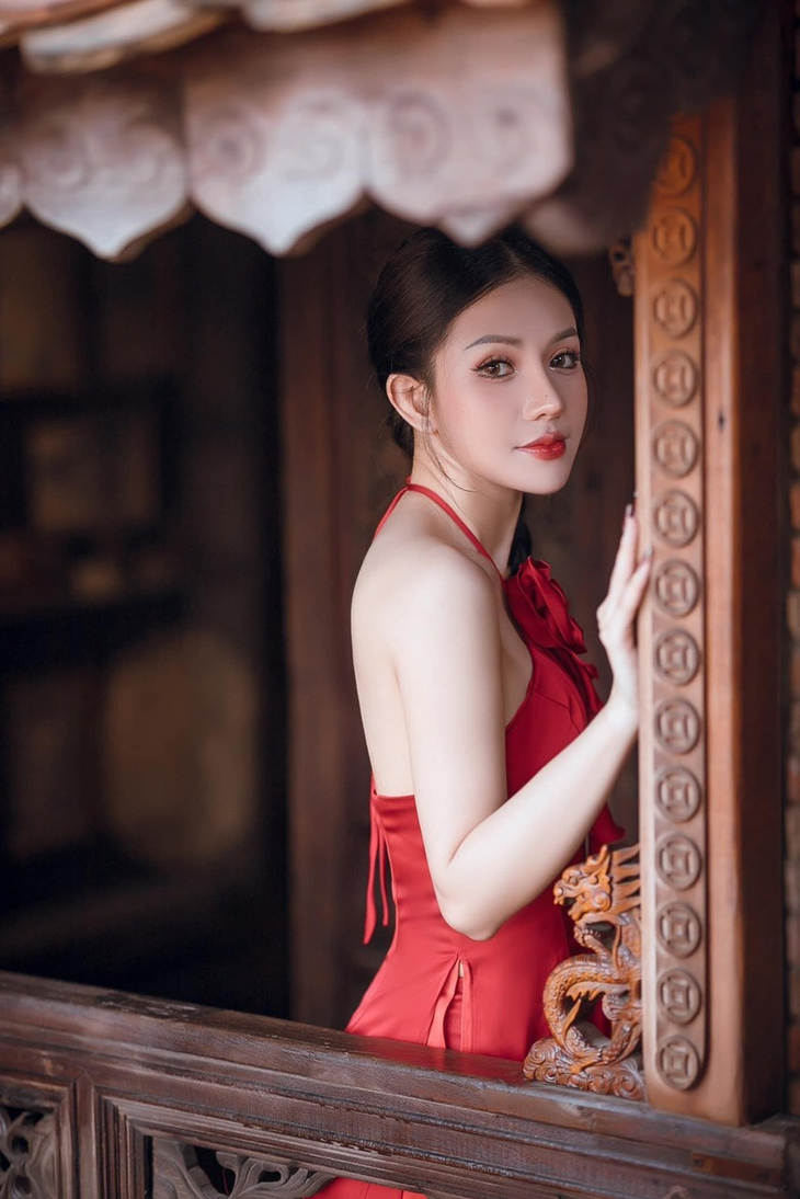 Nàng streamer chinh phục cộng đồng mạng bằng những bản cover nhạc đầy mê hoặc- Ảnh 2.