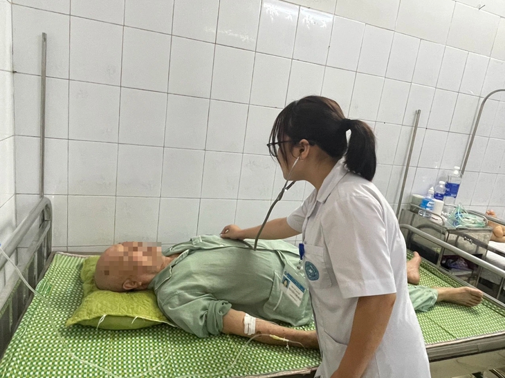 Đặt máy tạo nhịp tim cứu sống bệnh nhân cao tuổi mắc nhiều bệnh nền- Ảnh 3.