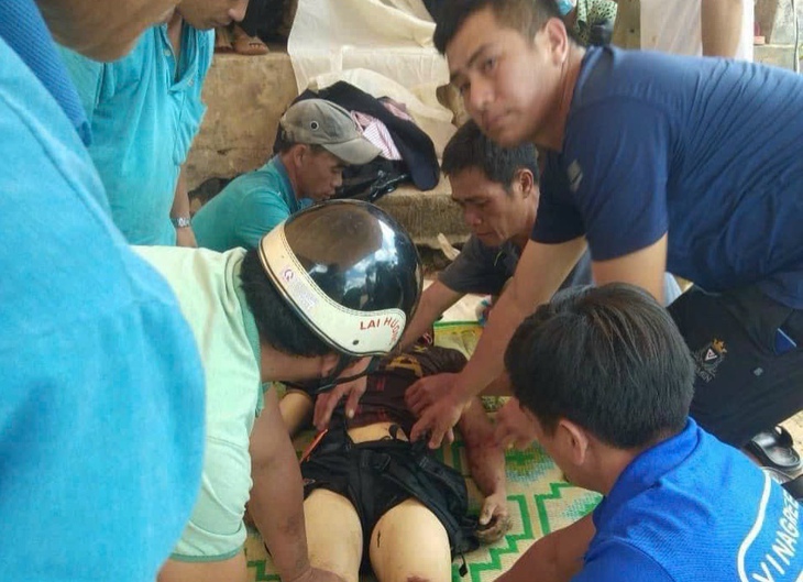 Hai anh em ruột tử vong do ngạt khí khi nạo vét giếng- Ảnh 2. Hai anh em ruột tử vong do ngạt khí khi nạo vét giếng- Ảnh 2.