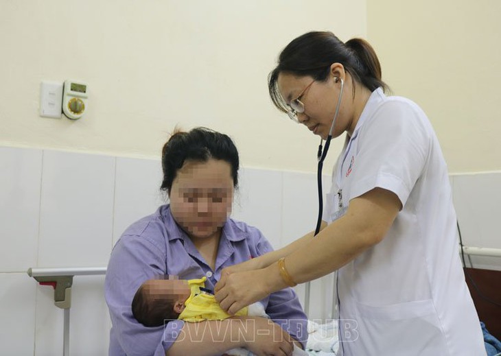 Chạy đua với thời gian, giành lại sự sống cho sơ sinh ngôi ngang sa tay- Ảnh 1. Chạy đua với thời gian, giành lại sự sống cho sơ sinh ngôi ngang sa tay- Ảnh 1.