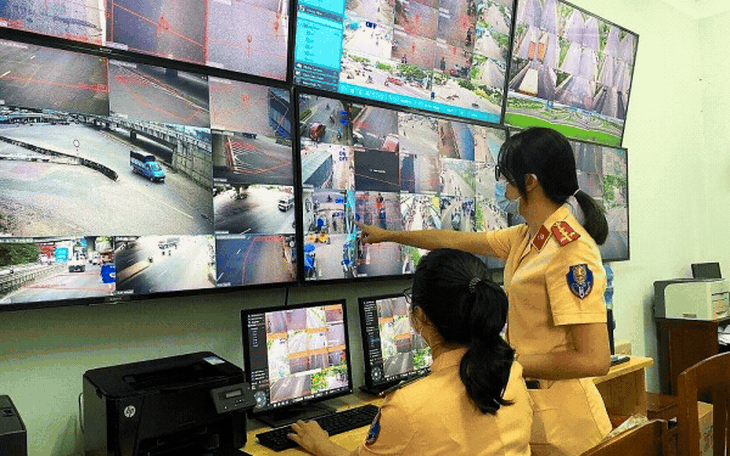 Hàng trăm tin nhắn tố giác hành vi vi phạm giao thông qua Zalo