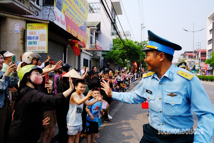 Hơn 12.000 người tham gia chương trình Sơ duyệt Lễ kỷ niệm 70 năm Chiến thắng Điện Biên Phủ- Ảnh 11.