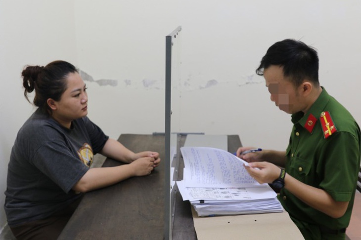 Đối tượng Lô Thị Trang tại Cơ quan Công an.