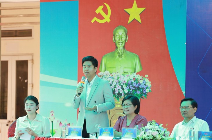Chuyên gia chia sẻ vấn đề chọn ngành cho mùa tuyển sinh 2024- Ảnh 1.
