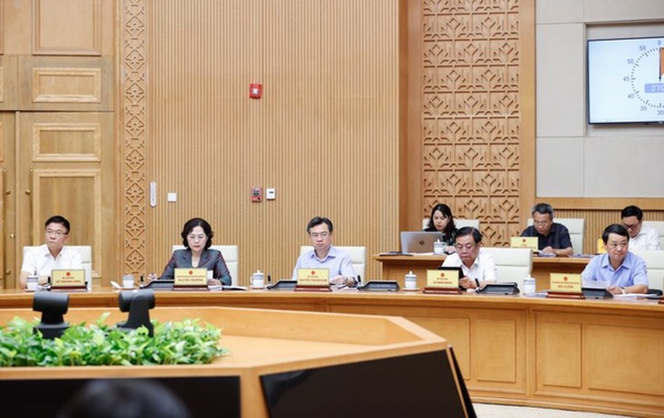 Thủ tướng: Chuẩn bị kỹ, báo cáo cấp có thẩm quyền để thực hiện cải cách tiền lương mới từ ngày 1/7- Ảnh 3. Thủ tướng: Chuẩn bị kỹ, báo cáo cấp có thẩm quyền để thực hiện cải cách tiền lương mới từ ngày 1/7- Ảnh 3.