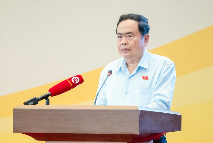 Tình trạng mua bán, sử dụng thuốc lá điện tử pha trộn ma tuý diễn biến phức tạp- Ảnh 1.