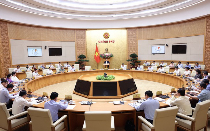 Thủ tướng: Chuẩn bị kỹ, báo cáo cấp có thẩm quyền để thực hiện cải cách tiền lương mới từ ngày 1/7- Ảnh 4. Thủ tướng: Chuẩn bị kỹ, báo cáo cấp có thẩm quyền để thực hiện cải cách tiền lương mới từ ngày 1/7- Ảnh 4.