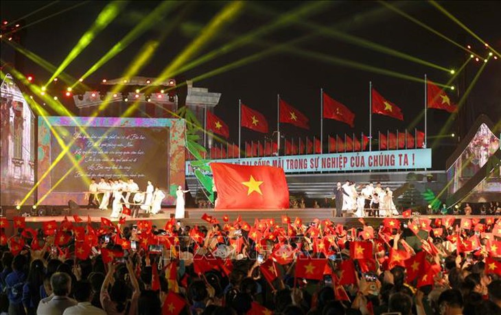 Cầu truyền hình đặc biệt kỷ niệm 70 năm Chiến thắng Điện Biên Phủ- Ảnh 7. Cầu truyền hình đặc biệt kỷ niệm 70 năm Chiến thắng Điện Biên Phủ- Ảnh 7.