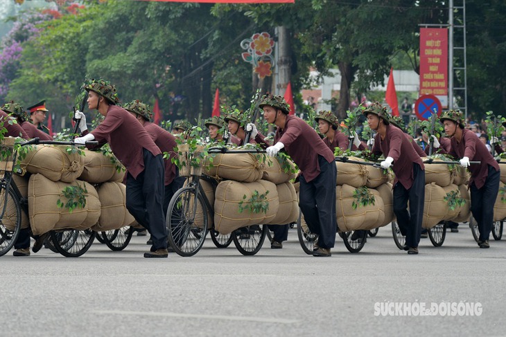 Tổng duyệt diễu binh, diễu hành kỷ niệm 70 năm Chiến thắng Điện Biên Phủ- Ảnh 8.