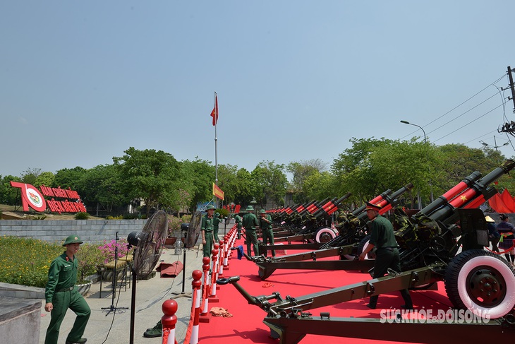 Dàn pháo lễ sẵn sàng khai hỏa trên bầu trời tại Lễ kỷ niệm 70 năm Chiến thắng Điện Biên Phủ- Ảnh 9. Dàn pháo lễ sẵn sàng khai hỏa trên bầu trời tại Lễ kỷ niệm 70 năm Chiến thắng Điện Biên Phủ- Ảnh 9.