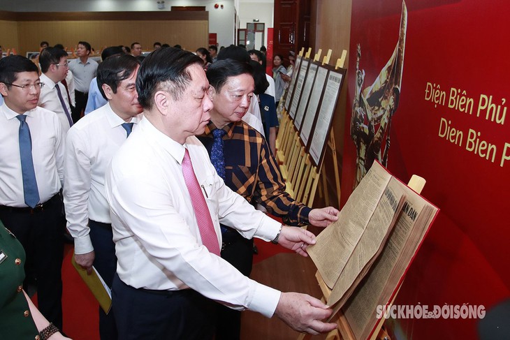 Tạo mọi điều kiện thuận lợi cho báo chí đưa tin về Lễ kỷ niệm 70 năm Chiến thắng Điện Biên Phủ- Ảnh 2. Tạo mọi điều kiện thuận lợi cho báo chí đưa tin về Lễ kỷ niệm 70 năm Chiến thắng Điện Biên Phủ- Ảnh 2.