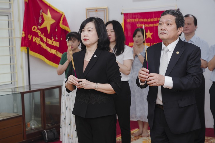 Cố Bộ trưởng Bộ Y tế đầu tiên BS Phạm Ngọc Thạch - người thầy của các thế hệ cán bộ y tế Việt Nam- Ảnh 1.