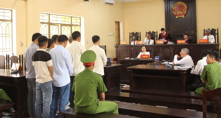 Lãnh án 8 năm tù vì mua bán 43 tấn thuốc nổ- Ảnh 1.
