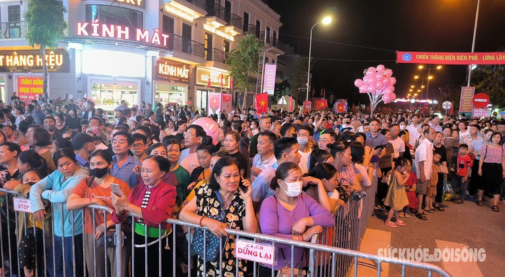 'Điện Biên Phủ - Mốc vàng lịch sử', vẽ lại bức tranh toàn cảnh về Chiến dịch Điện Biên Phủ- Ảnh 12. 'Điện Biên Phủ - Mốc vàng lịch sử', vẽ lại bức tranh toàn cảnh về Chiến dịch Điện Biên Phủ- Ảnh 12.