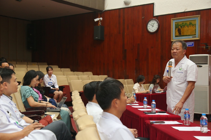 Lần đầu tiên tại Việt Nam ghép gan thành công cho bệnh nhân suy gan tối cấp, sự sống tính theo giờ- Ảnh 1. Lần đầu tiên tại Việt Nam ghép gan thành công cho bệnh nhân suy gan tối cấp, sự sống tính theo giờ- Ảnh 1.