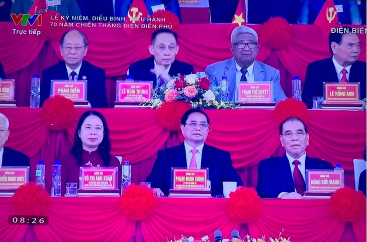 Lễ kỷ niệm, diễu binh, diễu hành 70 năm Chiến thắng Điện Biên Phủ- Ảnh 1. Lễ kỷ niệm, diễu binh, diễu hành 70 năm Chiến thắng Điện Biên Phủ- Ảnh 1.