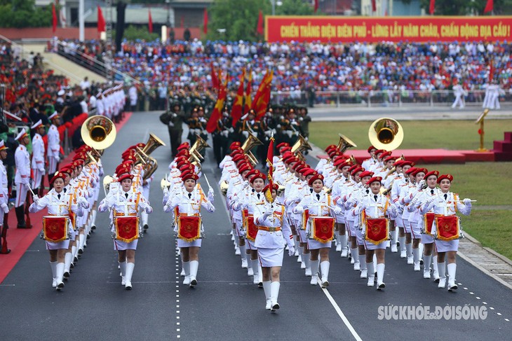 Những bóng hồng góp phần làm nên thành công Lễ kỷ niệm Chiến thắng Điện Biên Phủ- Ảnh 1.