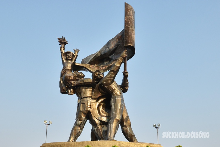 Thủ tướng: Chiến thắng Điện Biên Phủ là kết tinh sức mạnh vô địch của khối đại đoàn kết toàn dân tộc- Ảnh 3.
