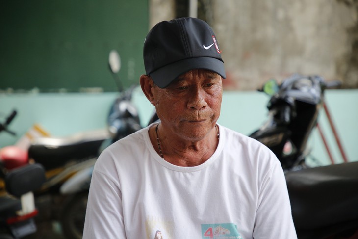 Đỏ mắt ngóng tin người thân gặp nạn giữa trùng khơi- Ảnh 4. Đỏ mắt ngóng tin người thân gặp nạn giữa trùng khơi- Ảnh 4.