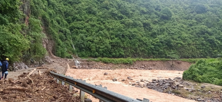 Bắc Kạn có nguy cơ cao xảy ra lũ quét, sạt lở đất- Ảnh 2. Bắc Kạn có nguy cơ cao xảy ra lũ quét, sạt lở đất- Ảnh 2.