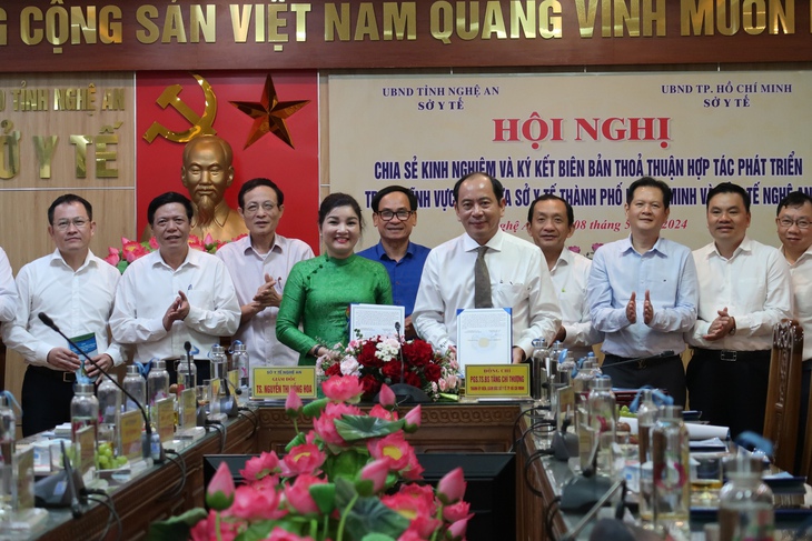 Phát triển Nghệ An trở thành hạt nhân y tế chuyên sâu khu vực Bắc Trung Bộ- Ảnh 3.