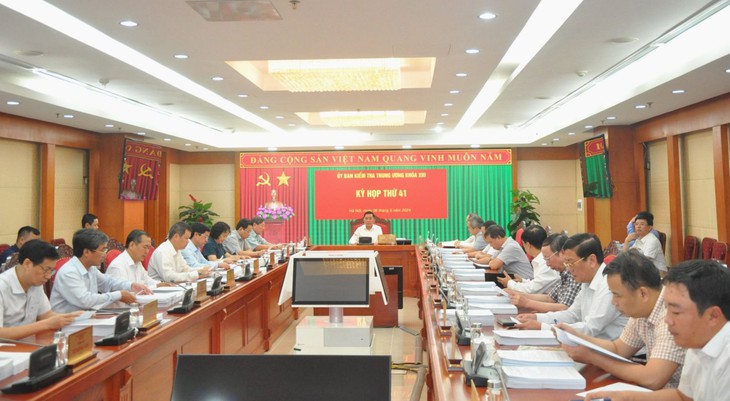 UBKT Trung ương đề nghị xem xét, thi hành kỷ luật nhiều cán bộ- Ảnh 1.