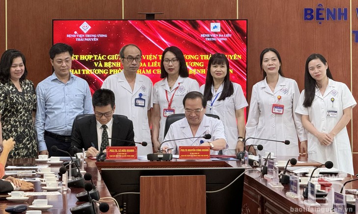 Bệnh vảy nến được quản lý tốt ngay tại y tế cơ sở, người bệnh hài lòng- Ảnh 2.