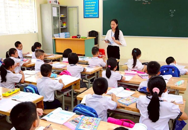7.000 giáo viên nghỉ việc trong gần 10 tháng, Bộ GD&ĐT nói gì?- Ảnh 1. 7.000 giáo viên nghỉ việc trong gần 10 tháng, Bộ GD&ĐT nói gì?- Ảnh 1.