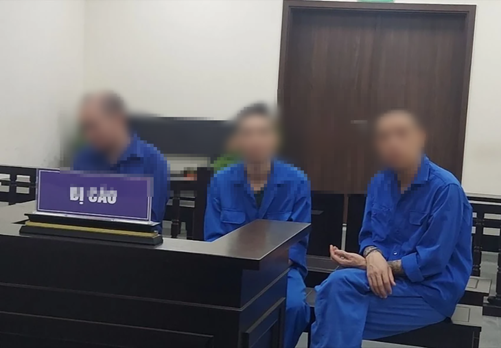 Nhóm người giả công an lừa 700 triệu của 3 cụ già hơn 80 tuổi lĩnh án- Ảnh 1.