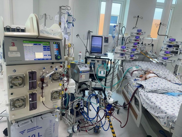Cứu bé gái 7 tháng tuổi bị tim bẩm sinh phức tạp- Ảnh 1.