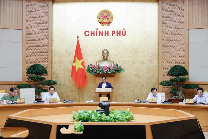 Cải cách tiền lương theo nguyên tắc bảo đảm công bằng, bình đẳng, hài hòa, ổn định- Ảnh 2. Cải cách tiền lương theo nguyên tắc bảo đảm công bằng, bình đẳng, hài hòa, ổn định- Ảnh 2.