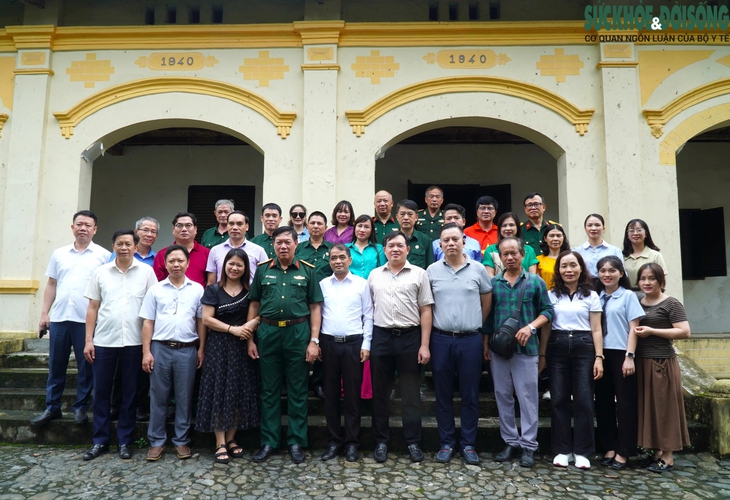 Hội Cựu chiến binh Bộ Y tế thăm lại chiến trường xưa và tri ân các anh hùng liệt sỹ tại Cao Bằng- Ảnh 13. Hội Cựu chiến binh Bộ Y tế thăm lại chiến trường xưa và tri ân các anh hùng liệt sỹ tại Cao Bằng- Ảnh 13.