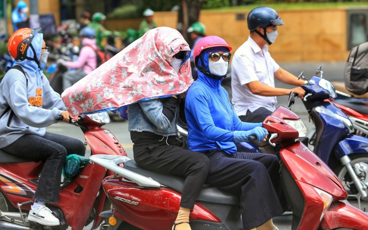 Nắng nóng diện rộng trở lại, miền Bắc và miền Trung tăng nhiệt nhanh