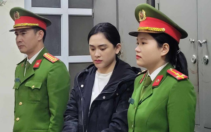 Cái kết của hot girl say rượu lái xe tông chết người