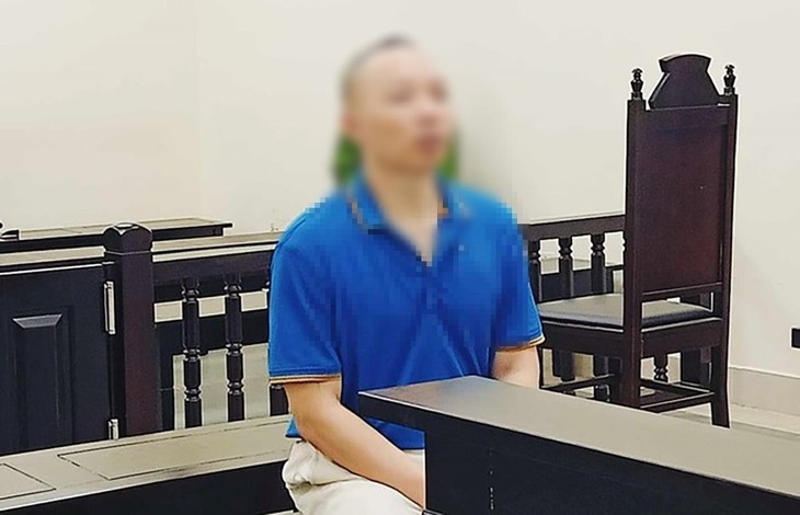 Vướng lao lý từ mâu thuẫn hàng xóm chuyện vứt rác- Ảnh 1. Vướng lao lý từ mâu thuẫn hàng xóm chuyện vứt rác- Ảnh 1.