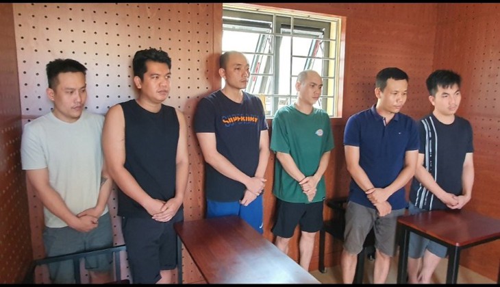 6 'ông chủ' dùng gạch đánh chảy máu đầu con nợ- Ảnh 1.