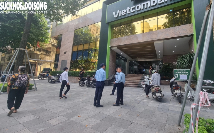 Bán vàng online, chấm dứt cảnh chen lấn ở ngân hàng