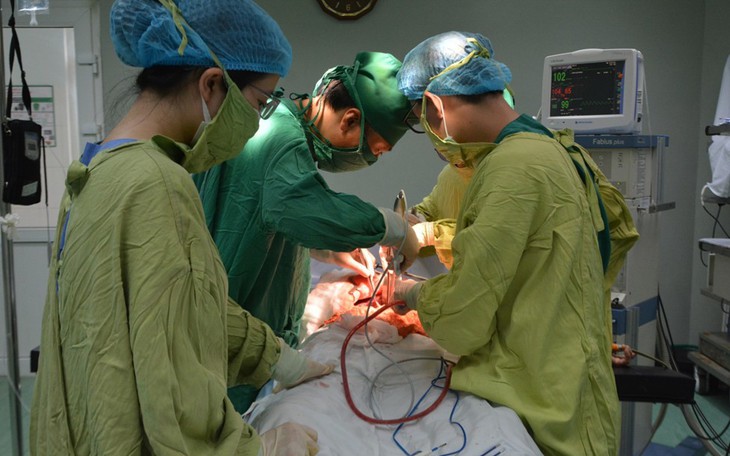 Bệnh viện Hữu nghị đa khoa Nghệ An phẫu thuật thành công bệnh nhân mắc đồng thời hai bệnh ung thư