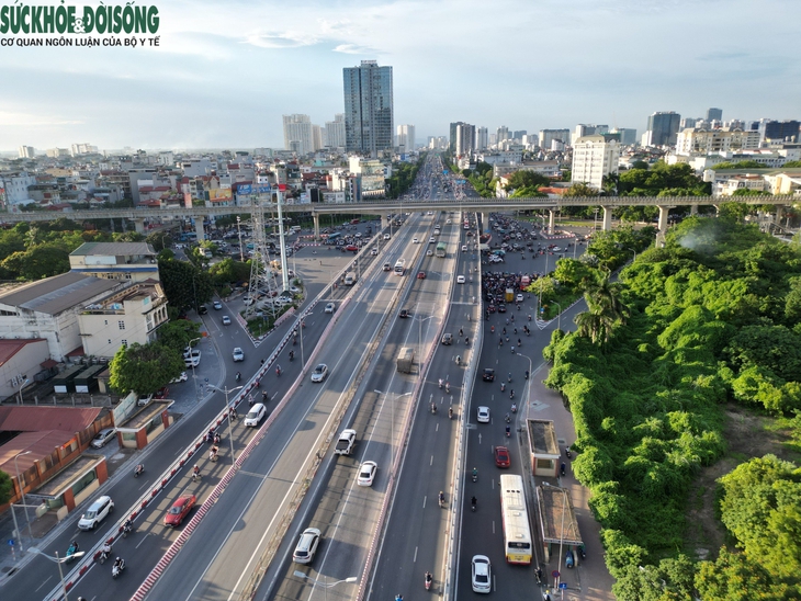 Cận cảnh các 'điểm đen' ùn tắc ở Hà Nội sau hàng loạt giải pháp- Ảnh 3.