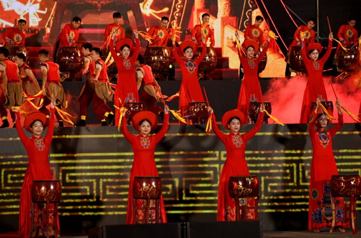 Quảng Bình có cơ hội lớn phát triển bứt phá với trọng tâm là dịch vụ, du lịch- Ảnh 5. Quảng Bình có cơ hội lớn phát triển bứt phá với trọng tâm là dịch vụ, du lịch- Ảnh 5.