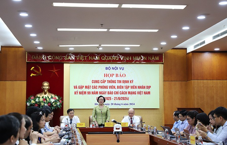 Vì sao chưa thực hiện đầy đủ, đồng bộ các nội dung cải cách tiền lương?- Ảnh 1. Vì sao chưa thực hiện đầy đủ, đồng bộ các nội dung cải cách tiền lương?- Ảnh 1.