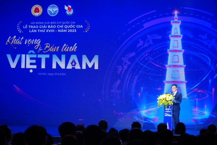 Chủ tịch Hội Nhà báo Việt Nam: Người làm báo đã thể hiện bản lĩnh chính trị vững vàng - Ảnh 1. Chủ tịch Hội Nhà báo Việt Nam: Người làm báo đã thể hiện bản lĩnh chính trị vững vàng - Ảnh 1.