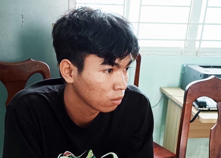 Bắt giam kẻ đốt nhà người yêu vì bị nói lời chia tay- Ảnh 1. Bắt giam kẻ đốt nhà người yêu vì bị nói lời chia tay- Ảnh 1.
