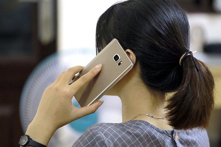 Thủ đoạn lừa đảo mới, giả nhân viên giao hàng để chiếm đoạt tài sản- Ảnh 1.
