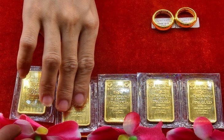 Giá vàng hôm nay ngày 24/6 giảm mạnh phiên đầu tuần- Ảnh 1. Giá vàng hôm nay ngày 24/6 giảm mạnh phiên đầu tuần- Ảnh 1.
