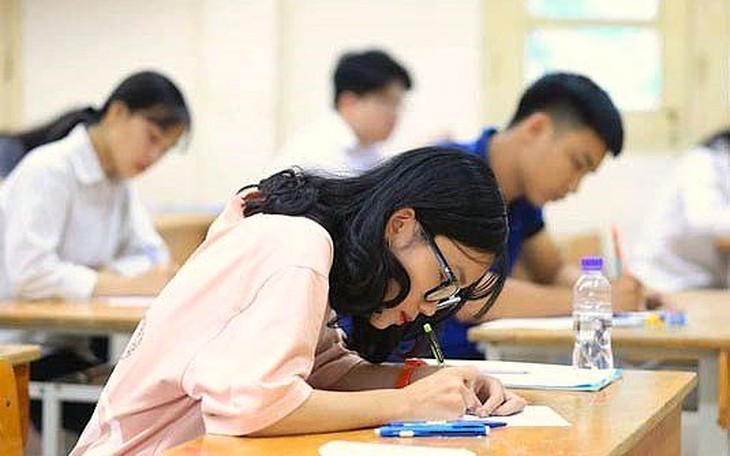 Cha mẹ cần làm gì nếu con bị ốm trước khi thi tốt nghiệp THPT?