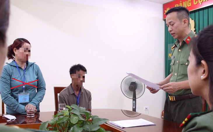 Bịa đặt thông tin 'chạy tiền' thi vào lớp 10, người phụ nữ bị phạt 7,5 triệu đồng- Ảnh 1. Bịa đặt thông tin 'chạy tiền' thi vào lớp 10, người phụ nữ bị phạt 7,5 triệu đồng- Ảnh 1.